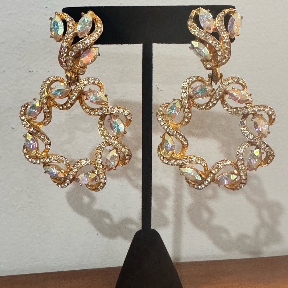 Elegant Gold and Crystal Earrings